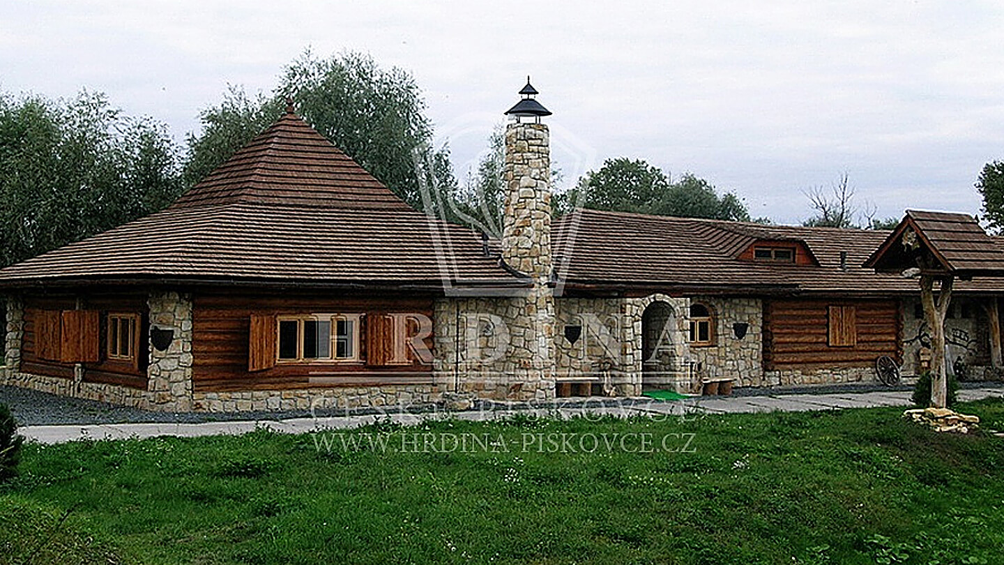 Kamenný obklad domu - Bašta