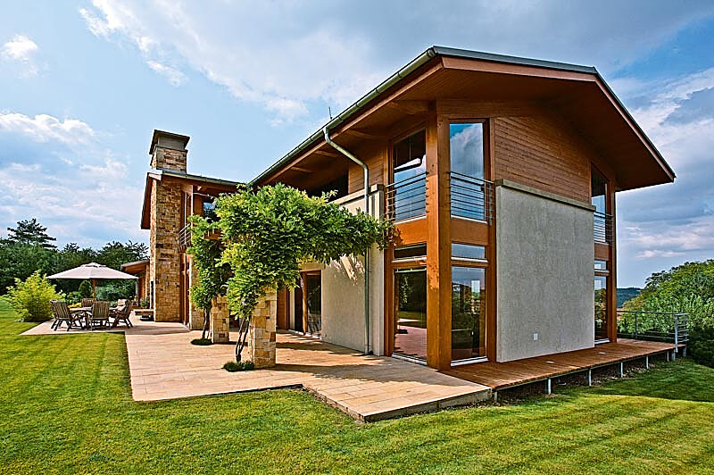House and pool cladding – House of the year 2011