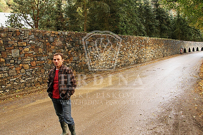 Stone fence - Podkozí